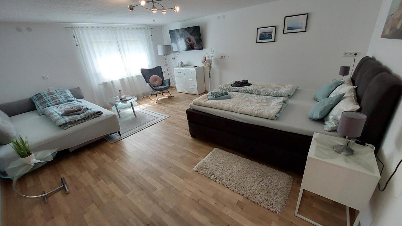 Ferienwohnung Esther Зінген Екстер'єр фото